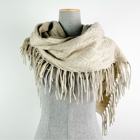 Consinee Cashmere Luxury Fringe Scarf‎ - Picture 2 of 7